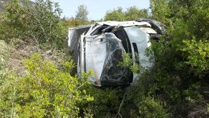 Bayram ziyareti yolunda kaza; 8 yaşındaki Erva öldü, 5 yaralı