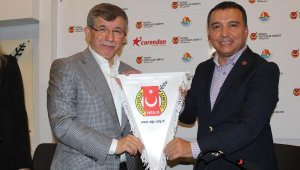 Davutoğlu: Her opsiyona açığız