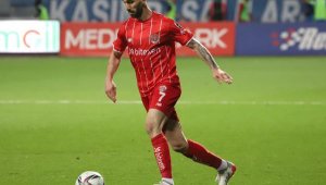 Doğukan Sinik, performansıyla göz doldurdu