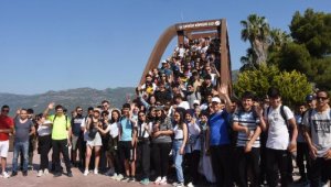 Gençler Likya Yolu'nda yürüdü