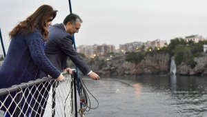Hıdırellez dilekleri Akdeniz'le buluşuyor