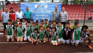 Kepezli çocukların futbollu 19 Mayıs'ı
