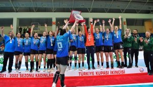 Mavi Kelebekler, Avrupa biletini kaptı