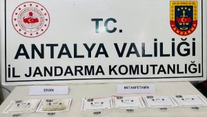 Otomobile uyuşturucu baskını