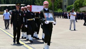 Şehit Piyade Teğmen Güler'in cenazesi memleketi Antalya'da