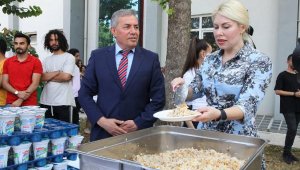 Sosyal Bilimler MYO'da geleneksel pilav günü