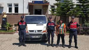 Şüphe üzerine durdurulan araç çalıntı çıktı