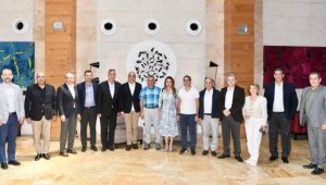 Vali Yazıcı: Turizmdeki payı hep birlikte artıracağız