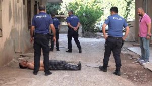 Alkol alıp evde ateş etti, biber gazıyla etkisiz hale getirildi