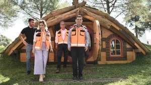 Dokumapark'ta orman kütüphane okurlarıyla buluşuyor