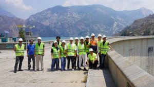 Enerjinin yıldızlarına 'baraj' dersi