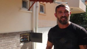 Ev sahibi su sayacını söktürdü