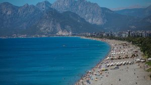 Kavurucu sıcakta çare deniz
