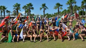 Kraliçe adayları Belek'te kampta