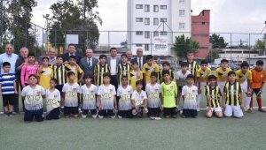 Merhum Tabaklar anısına futbol şenliği