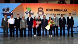 Vali Yazıcı, Antalya'nın genç çınarlarını ödüllendirdi