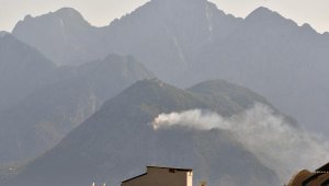 Antalya Tünektepe'de orman yangını