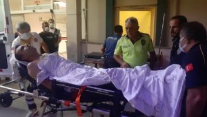 Antalya'da iki grup arasında bıçaklı kavga: 3 yaralı