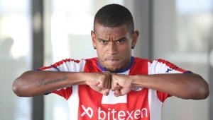 Antalyaspor; Fernando Martins, Güray Vural ve Boffin ile sözleşme uzattı