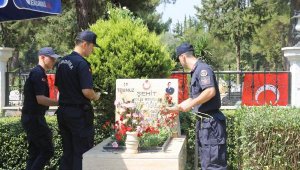 Jandarmadan şehitlik ziyareti