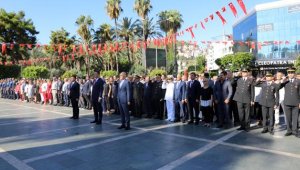 Alanya'da Zafer Bayramı coşkuyla kutlandı