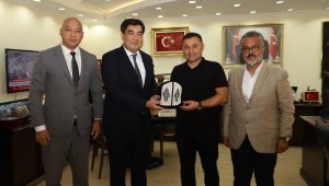 Başkonsolos Koshonov'dan Başkan Yücel'e ziyaret