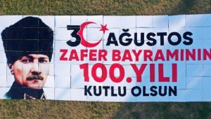 Demre'de Zafer Bayramı'na farklı kutlama