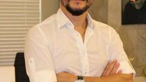 Doç. Dr. Hüseyin Balıkcı: Sosyal medya burun estetiği ameliyatına talebi arttırdı