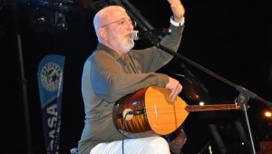Onur Akın, Gazipaşa'da sevenleriyle buluştu