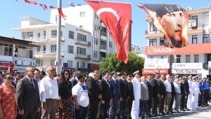 Zafer Bayramı Demre'de kutlandı