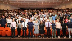 Akdeniz Üniversitesi Tıp Fakültesi'nde ilk ders