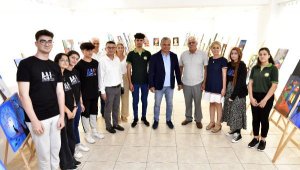 Aksulu öğrenciler Muratpaşa'da sergi açtı