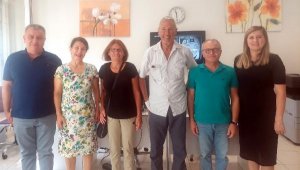 Alman emekli hakim Demre Adliyesi'nde