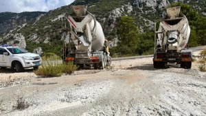 Beton mikseriyle çevreyi kirleten 2 şoför ve şirkete ceza