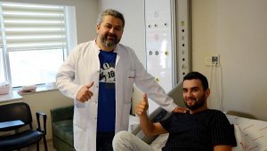 Çay içerken sandalyeden düşüp beyin kanaması geçiren genç, Antalya'da sağlığına kavuştu