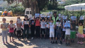 Jandarma öğrenci servisi sürücülerini bilgilendirdi