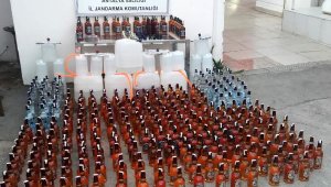 Jandarmadan depoya sahte içki baskını