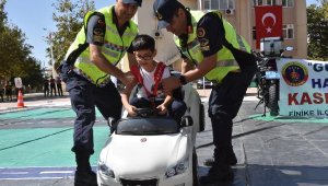 Jandarmadan öğrencilere trafik eğitimi