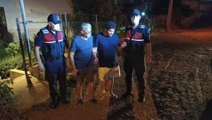 Kayıp engelli genci jandarma buldu