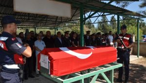 Kıbrıs gazisi askeri törenle uğurlandı
