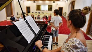Konyaaltı Müzik Akademisi'ne 708 öğrenci başvurdu