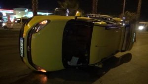 Manavgat'ta kaza: 2 yaralı