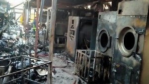 Serik'te bir otelin çamaşırhane bölümünde yangın çıktı