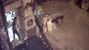 Tartıştığı arkadaşının ismini taşıyan köpeği tabancayla öldürdü; olay anı kamerada