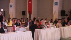 1. Uluslararası Ahıskalı Türk Kadınları Sempozyumu başladı