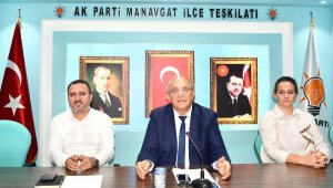 AK Parti Manavgat'ın yeni yönetimi tanıtıldı