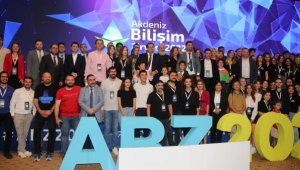 Akdeniz Bilişim Zirvesi katılımcı sayısıyla rekor kırdı