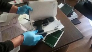 Antalya merkezli tefecilik operasyonu; oyulan ajandadan tabanca çıktı