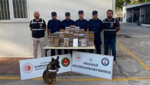 Antalya'da gemide 183 kilo kokain ele geçirildi
