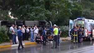 Antalya'da otel servisi devrildi: 9 yaralı